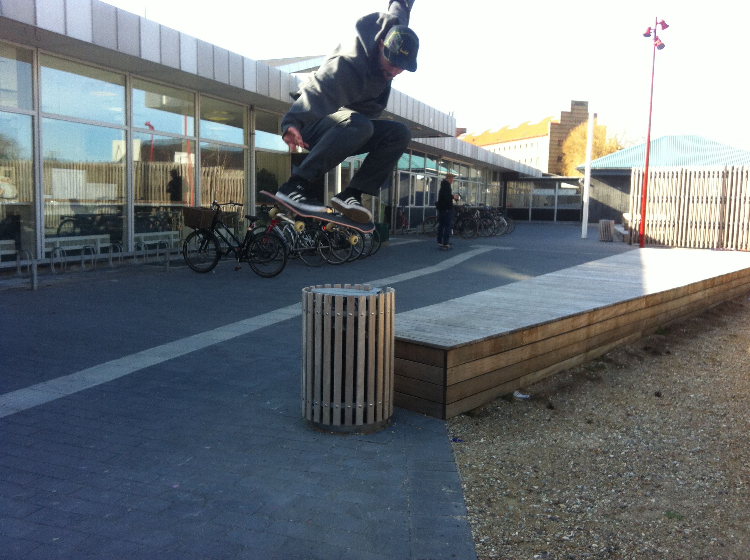 skateboarding labforum.dk labcph asmus harm ronni kjærside bertram kirchert benjamin rubæk henrik bønk mads christensen 2013 copenhagen skate