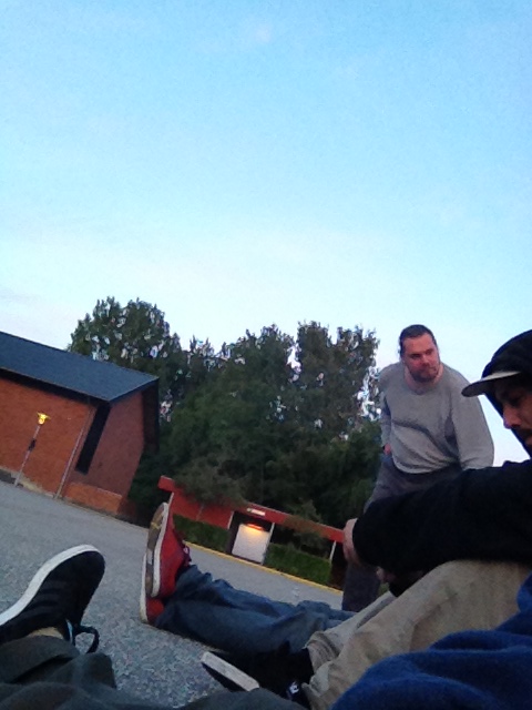 Mads Christensen Henrik Bønk Linden Rasmus Razz Pedersen Bertram Kirchert Ronni Kjærside Chris Larsson Hans Pierre Stachurska Skateboarding skateboard trip labforum labcph skatetu r nykøbing falster kulturfabrikken skatepark skatesession roadtrip minivan streetskating