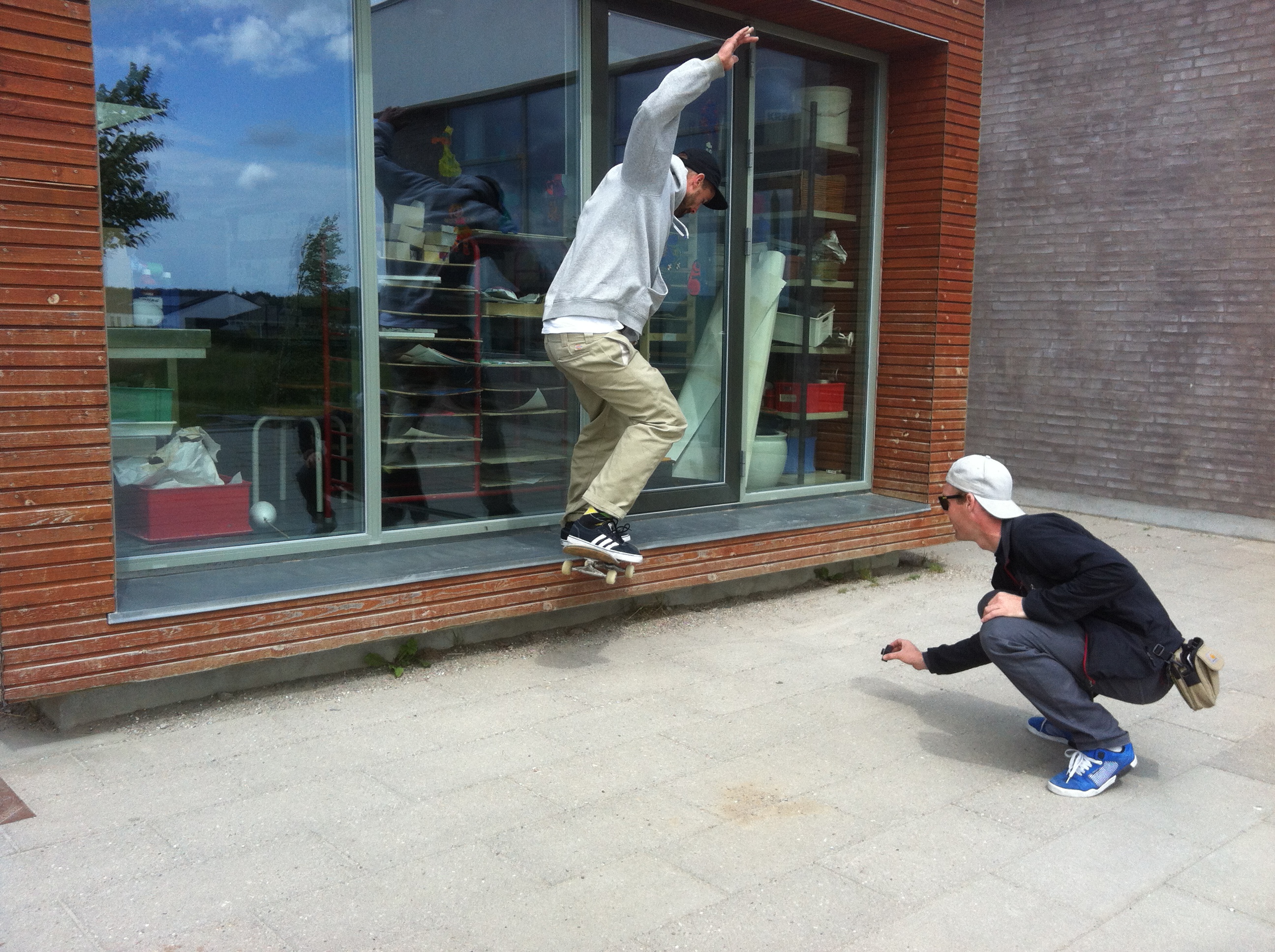 Mads Christensen Bertram Kirchert Chris Larsson Pierre Stachurska Henrik Bønk Linden Rasmus Razz Pedersen Hans Bødker Ronni Kjærside Nykøbing Falster skatetour skatetrip session skatepark labforum labcph local skateshop kulturfabrikken streetmission